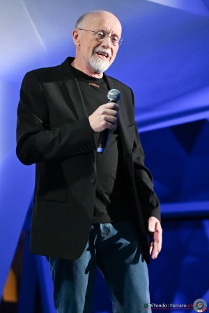 fgi divise freddy lanterna ph di tondo   ferraro 2329